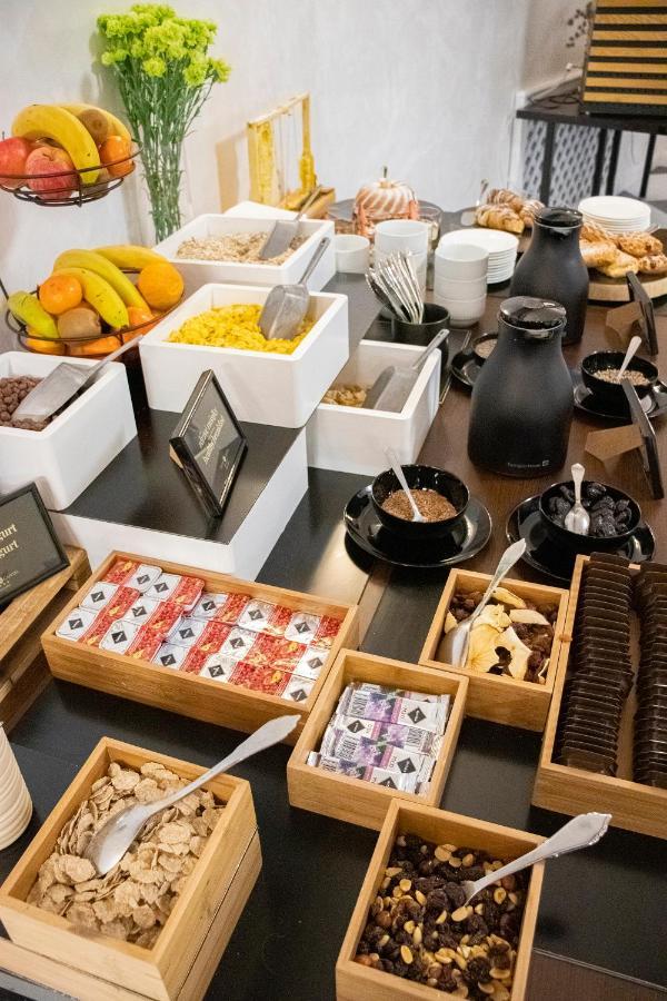 Hotel Capital With Private Wellness Нитра Екстериор снимка